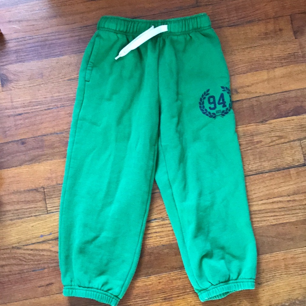 Old Navy sweatpants with pockets NWOT